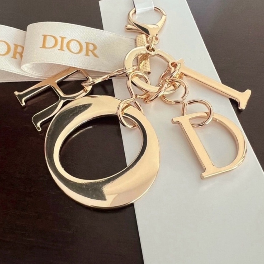 ✨ DIOR Gold-Tone Charm Key Chain/Bag Charm (New in Box) GWP